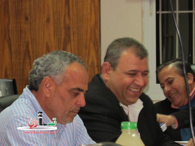 كفرقاسم : المجلس البلدي يصادق بالاجماع على ميزانية 2015   تبادل وتناوب لاعضاء البلدية   احمد عامر ونزار عامر وفؤاد عيسى .
